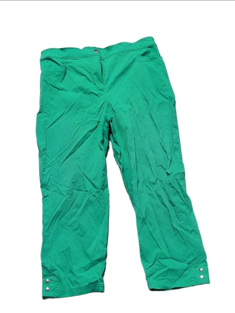 Zenergy By Chico's Green Cropped Golf Pants Size 1 (M/8)